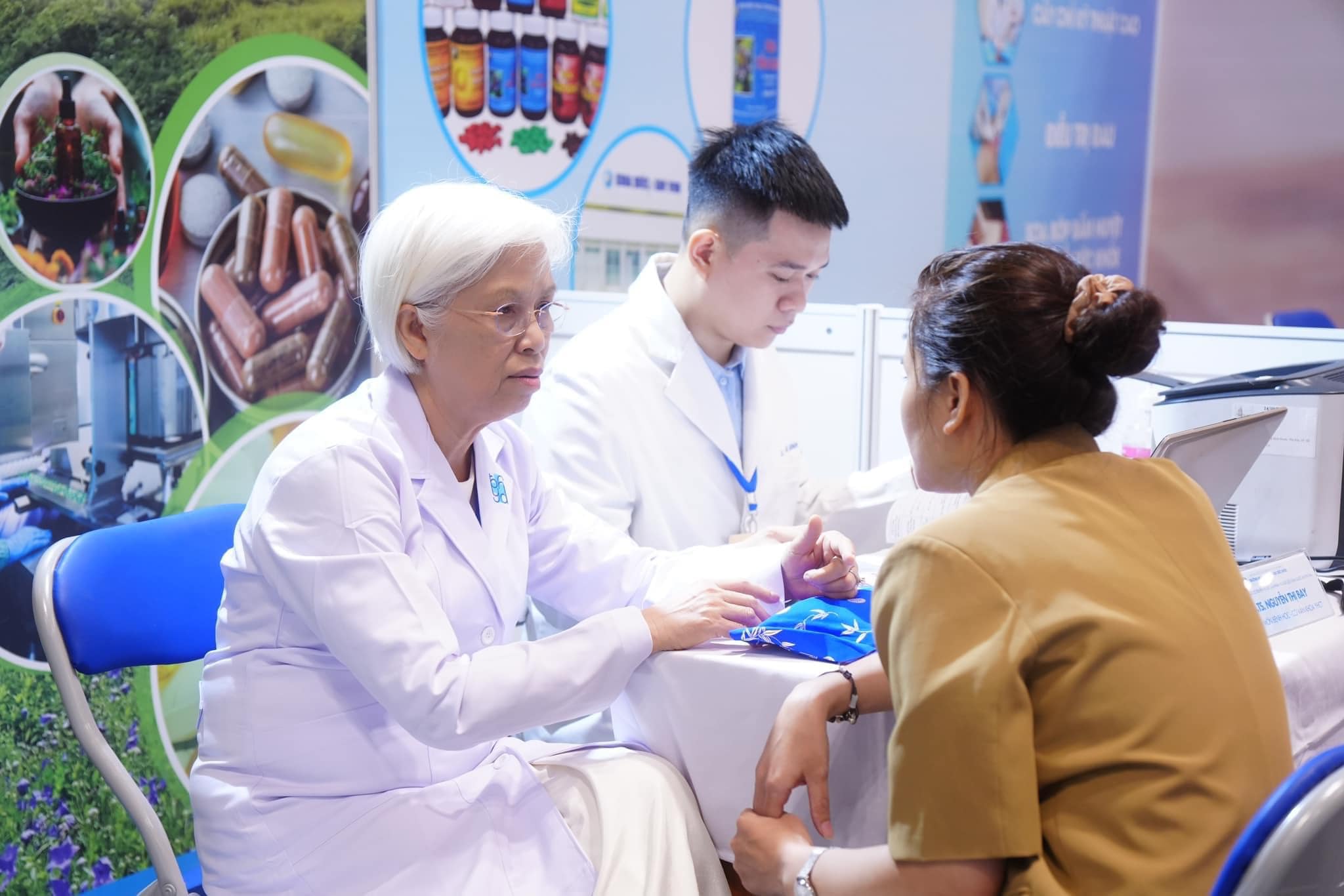 Khám chữa bệnh miễn phí cùng các chuyên gia từ UMC3 tại VIETRAMED EXPO 2024